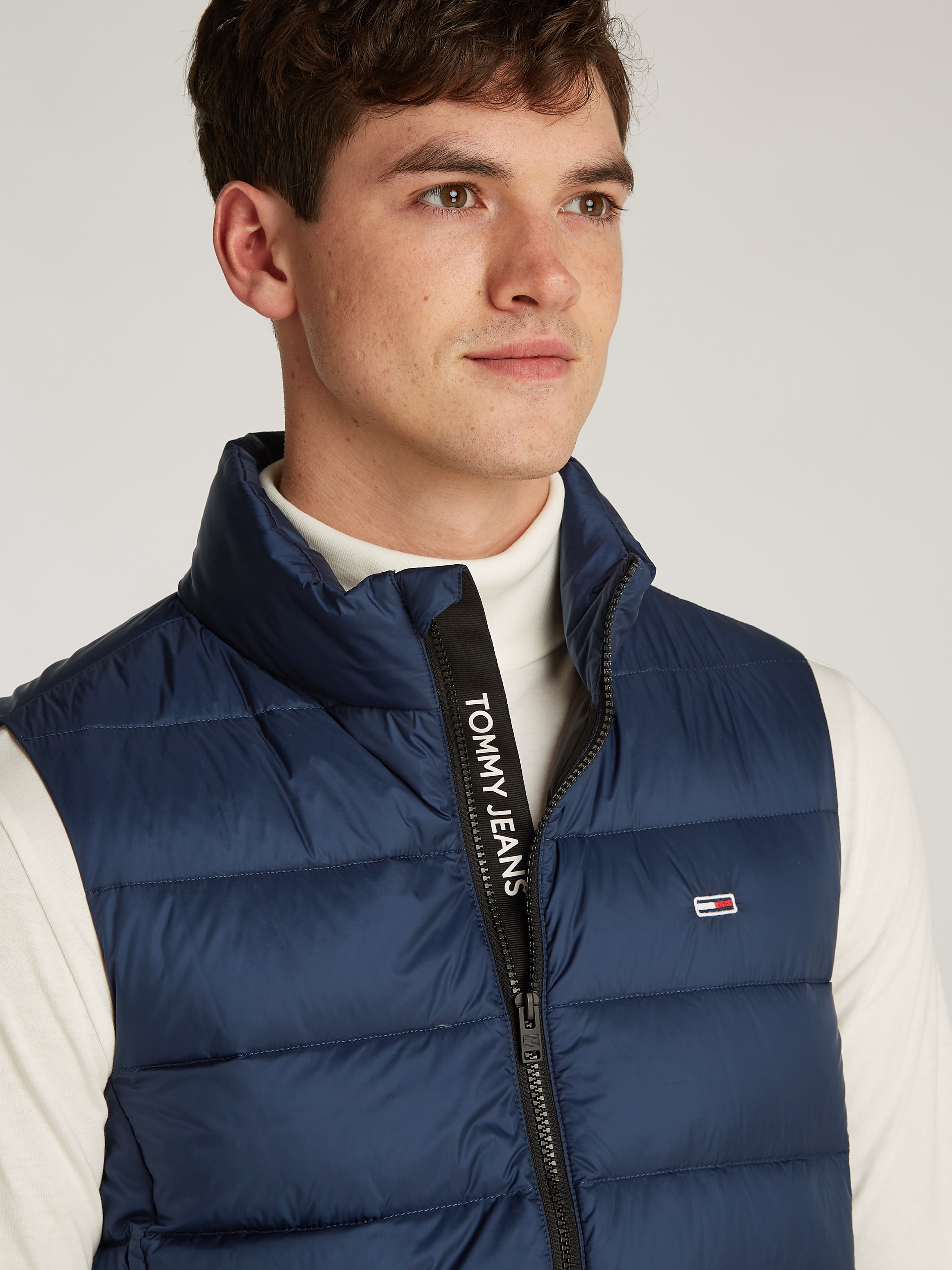 Tommy Jeans Steppweste »TJM LT DOWN VEST EXT«, mit Daunenwattierung