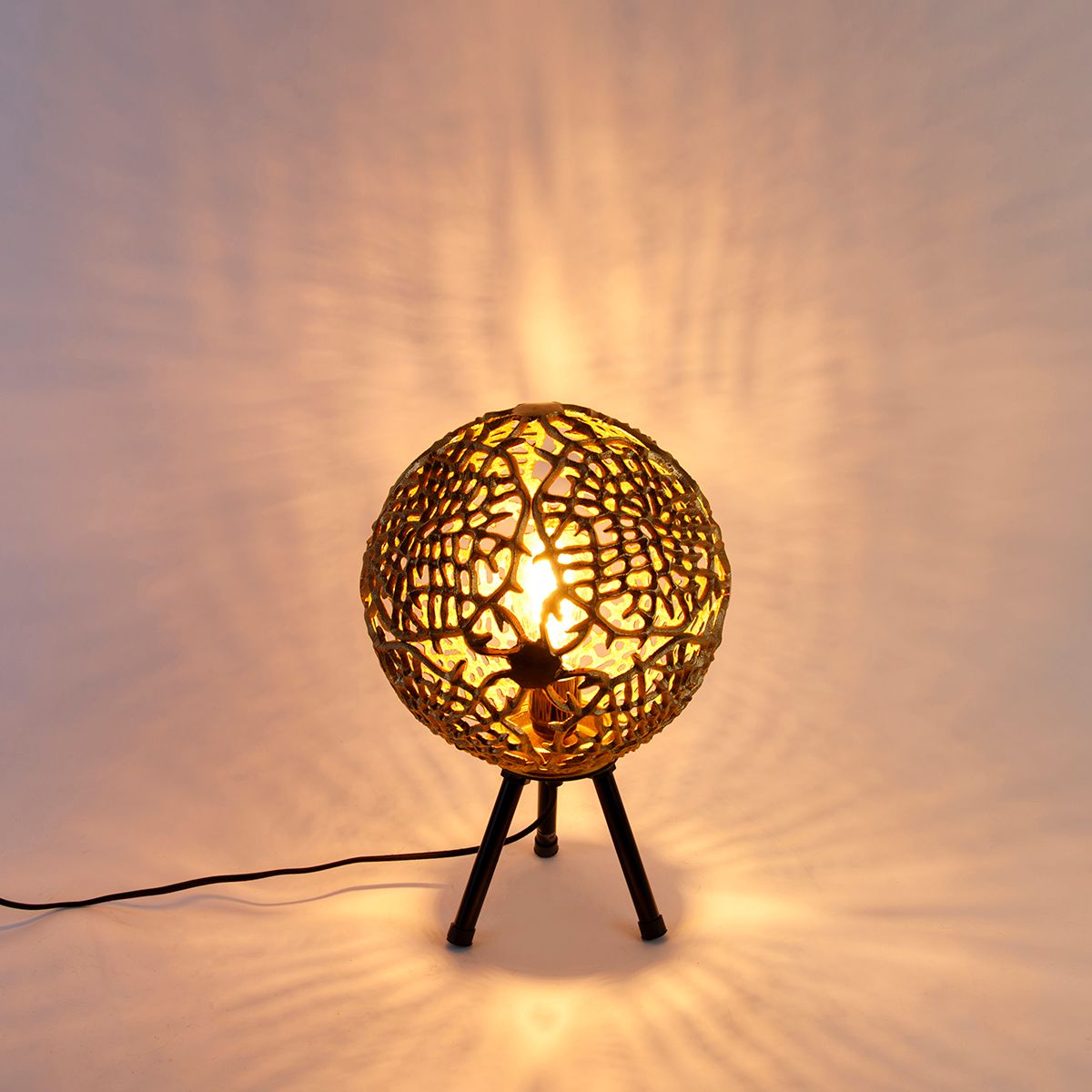 Art Deco tafellamp tripod goud met zwart - Maro