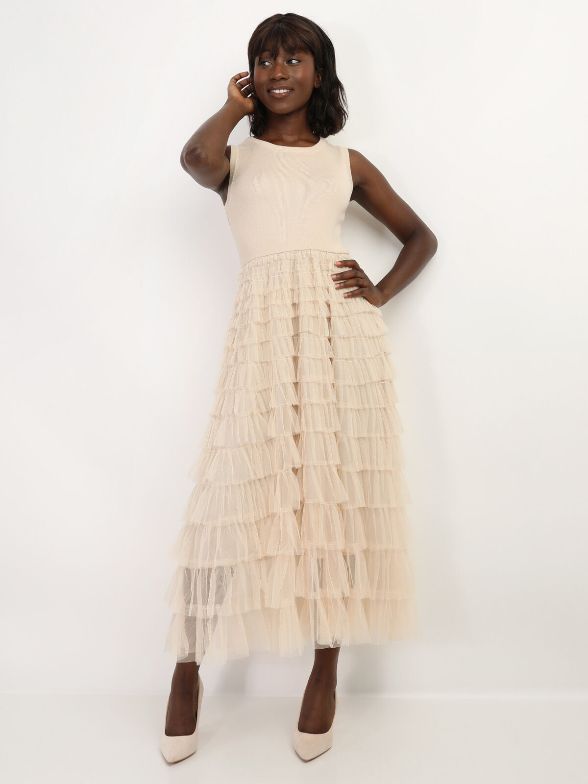 Robe longue à volants en tulle- Beige