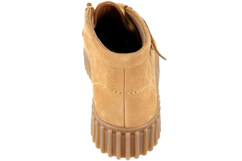 CLARKS TORHILL MOSS STØVLE I LYSEBRUNT OLIERET NUBUCK