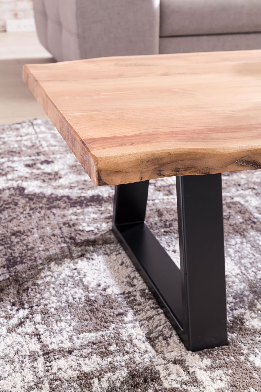 Couchtisch Orfalu 60 x 115 x 40 cm Massivholz Akazie Metall