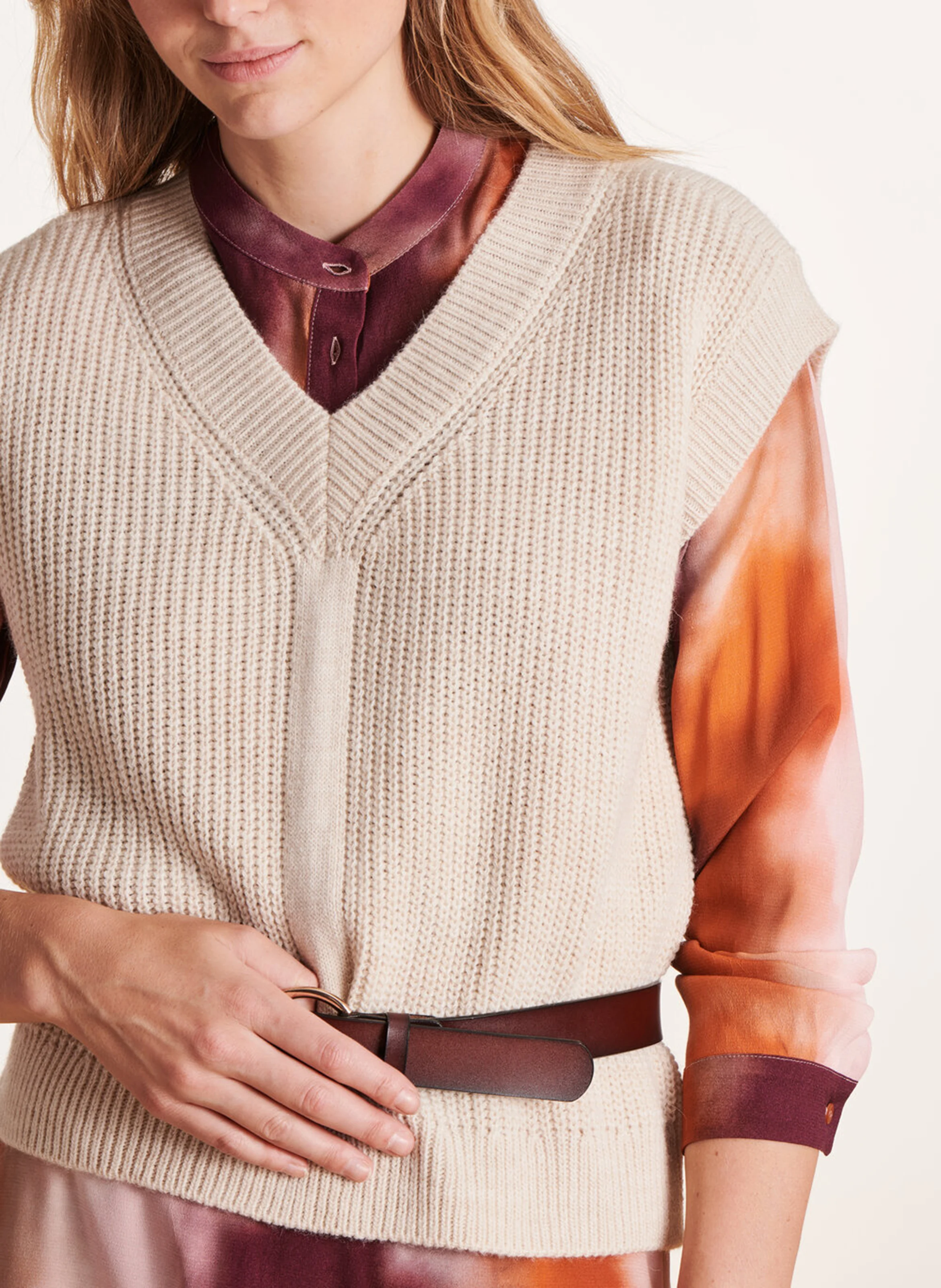 Pull sans manches col V en maille mélangée | Blanc
