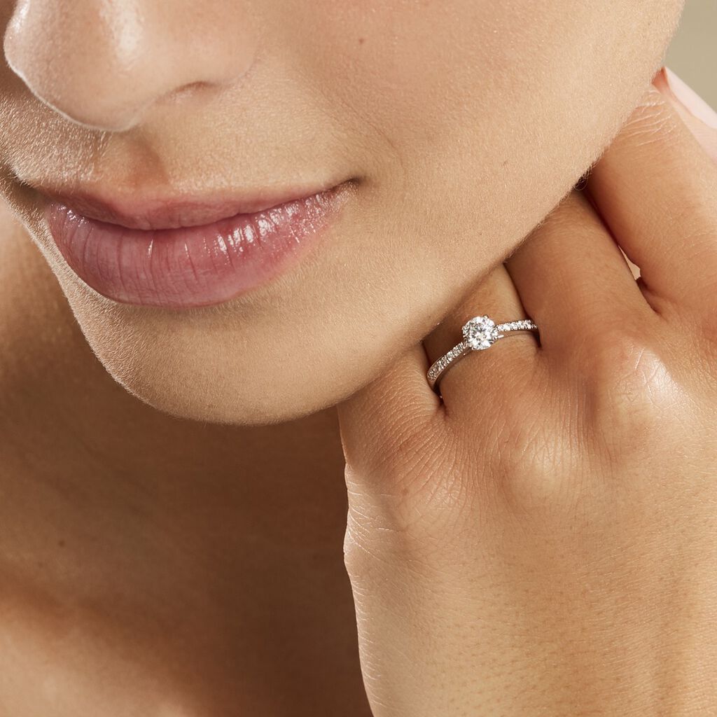 Bague Solitaire Hemera Or Blanc Diamant Synthetique