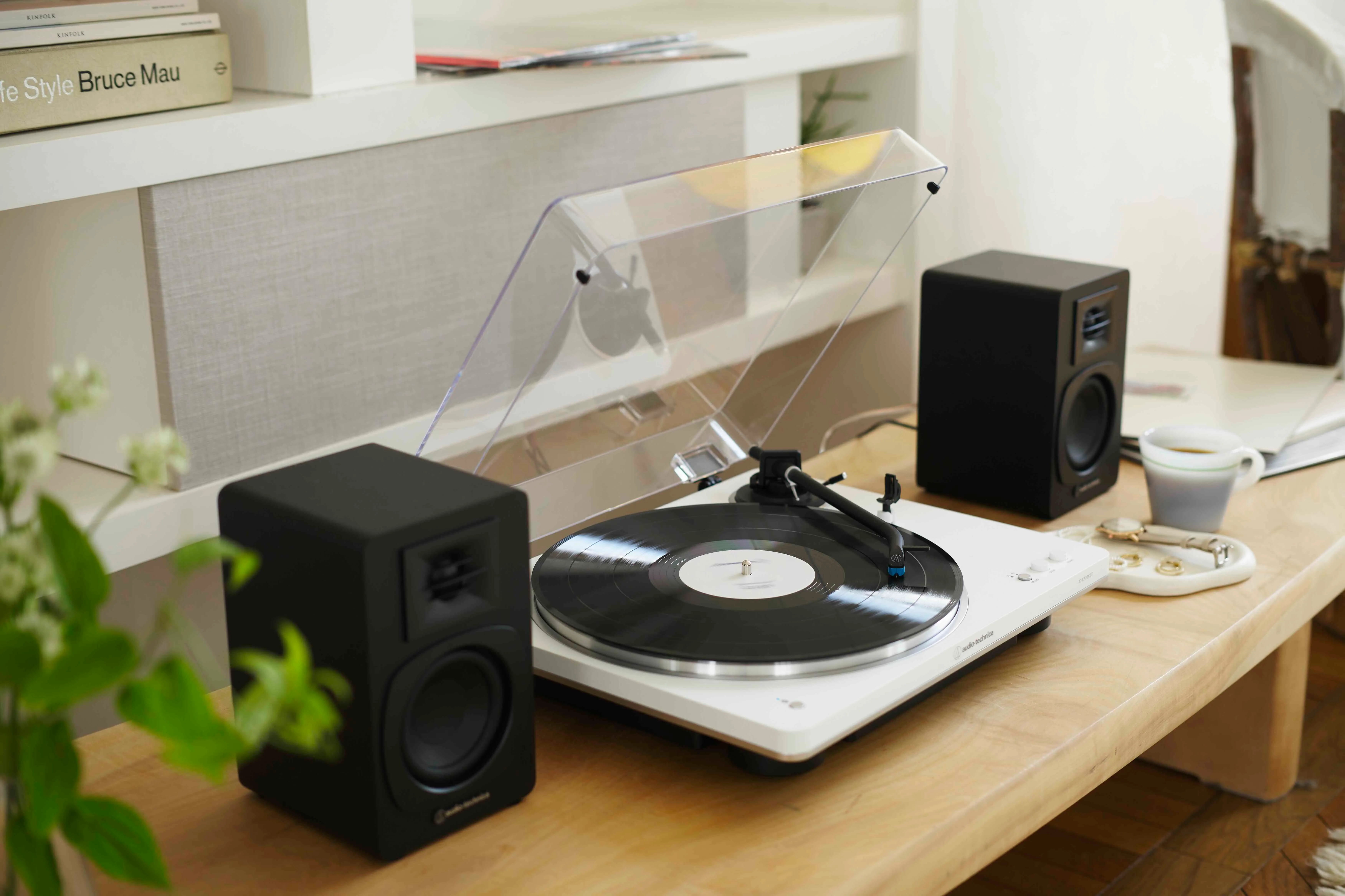 Audio-Technica AT-LP70XBT Blanc Platines vinyle hi-fi