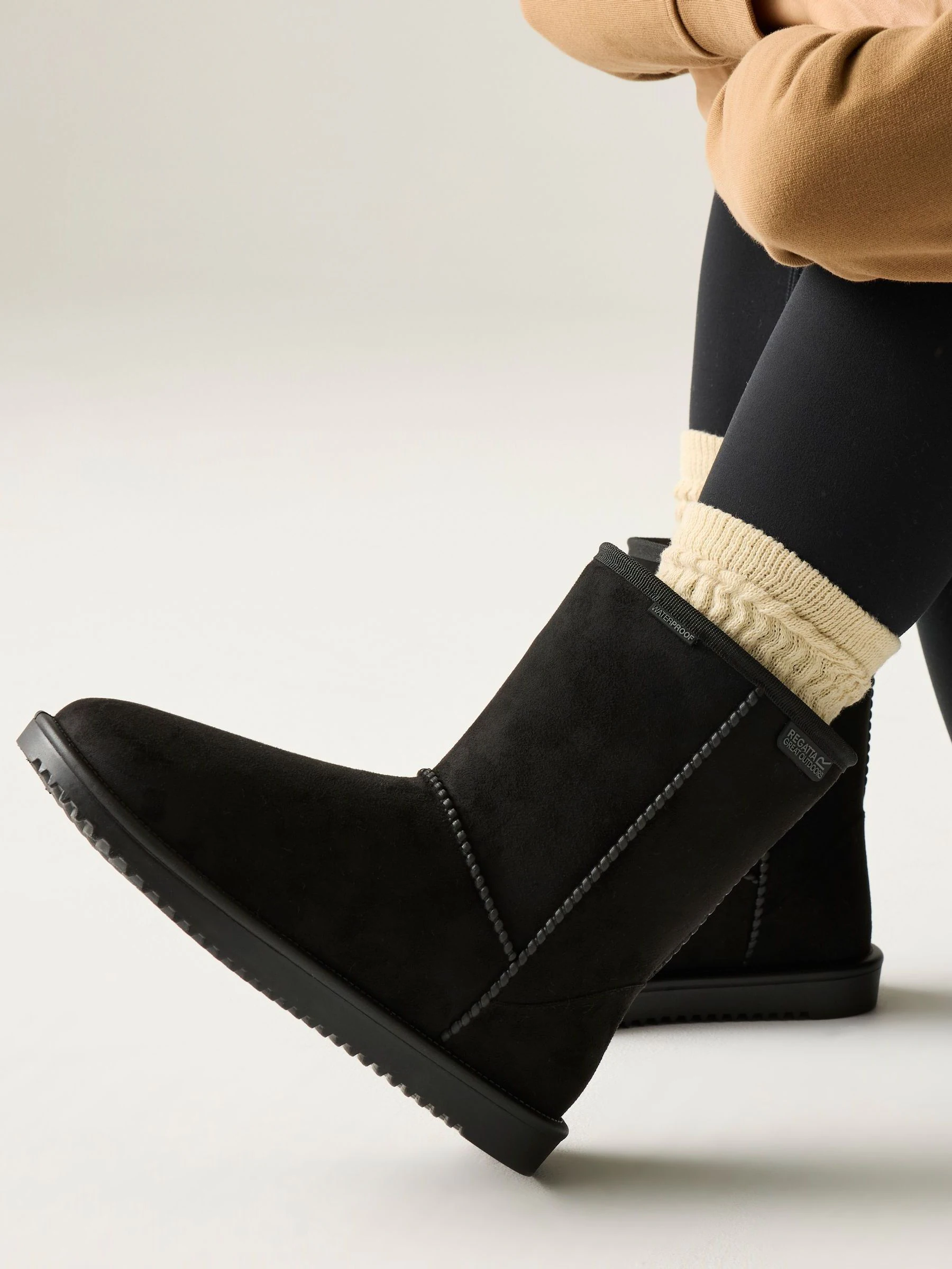 Zwart - Regatta Risley Behaaglijke halflange waterdichte Boots met voering van imitatiebont