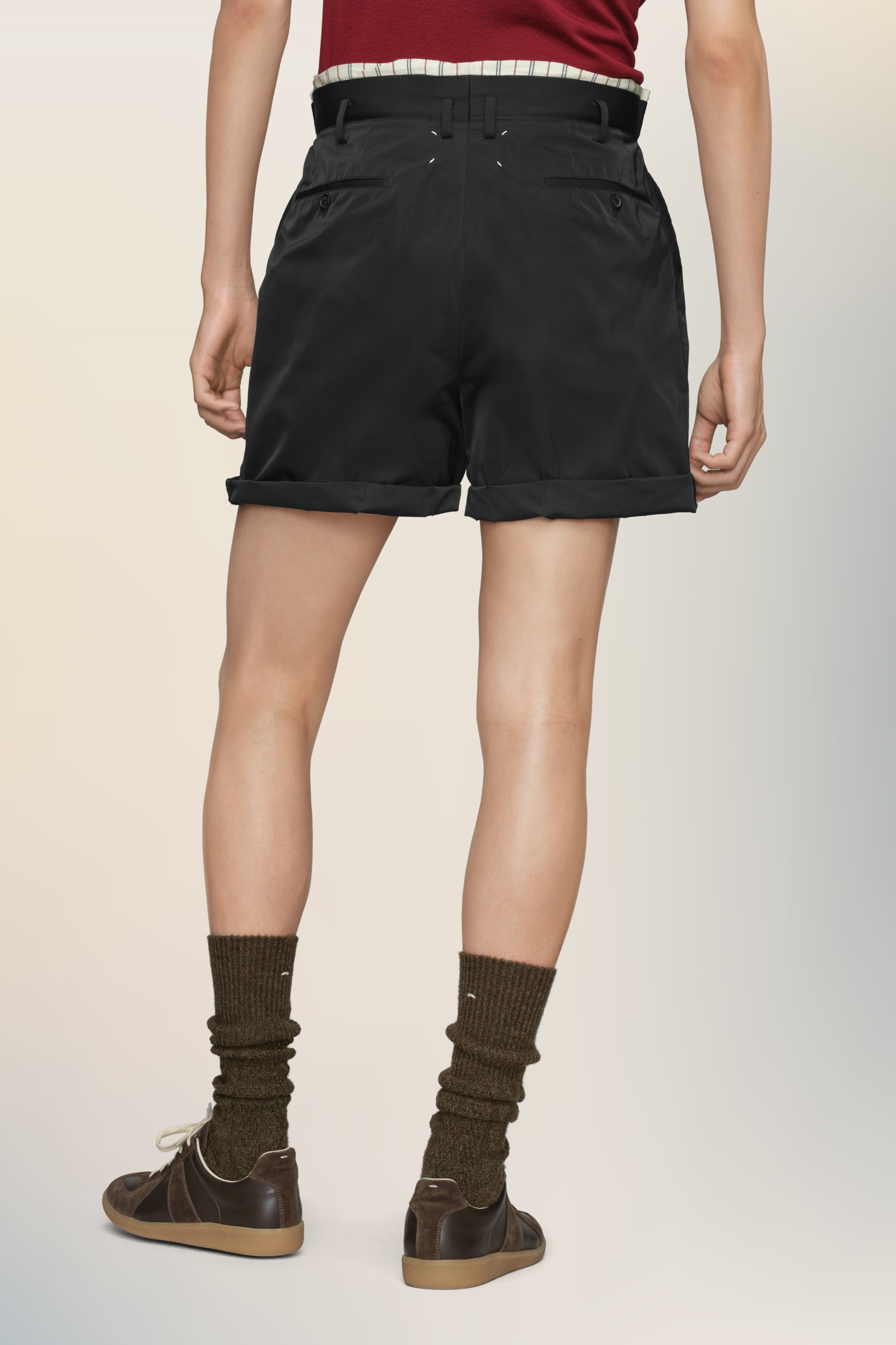Short ajusté noir pour homme
