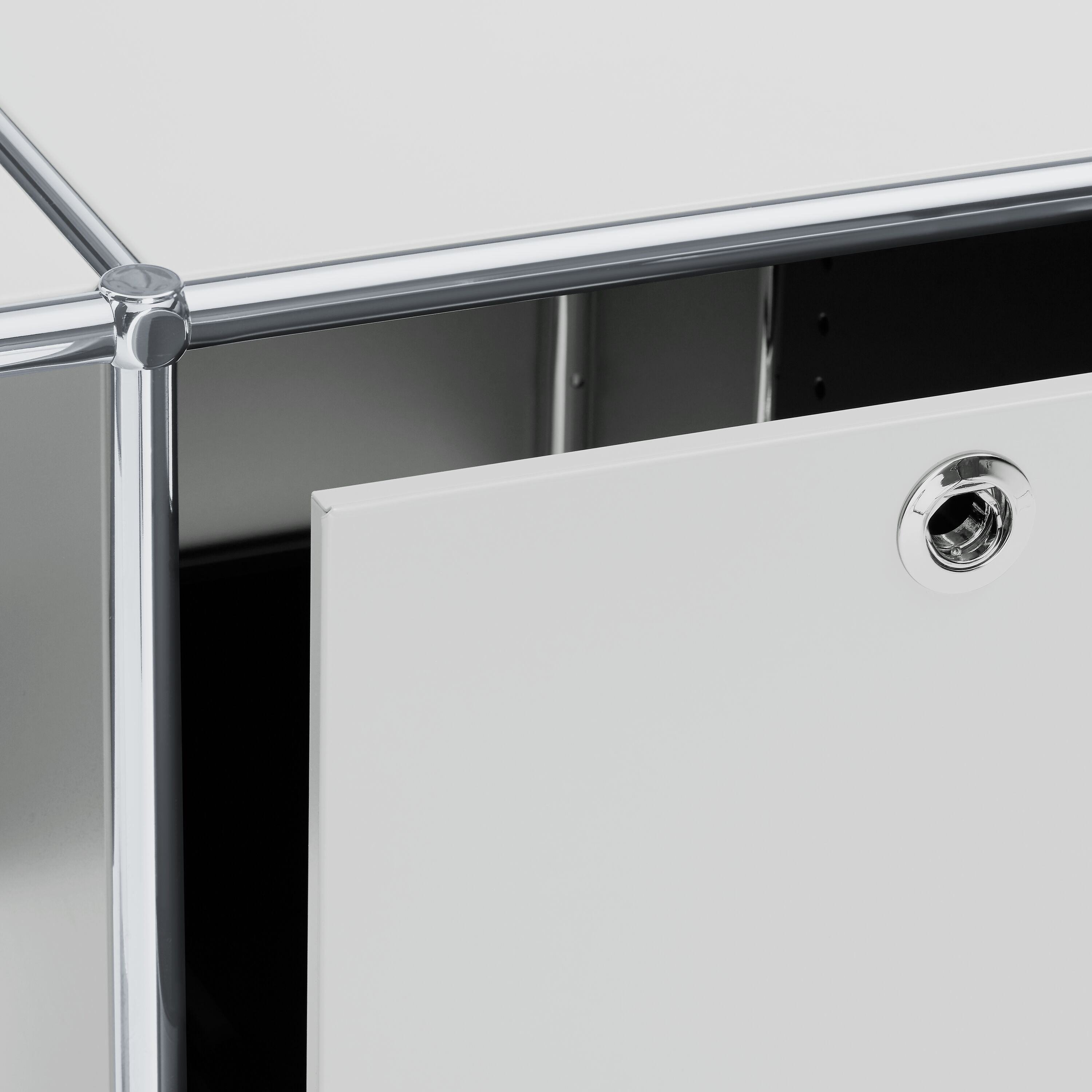 FLEXCUBE Schreibtisch - Hellgrau / B: 134.0 cm x T: 60.0 cm x H: 80.0 cm