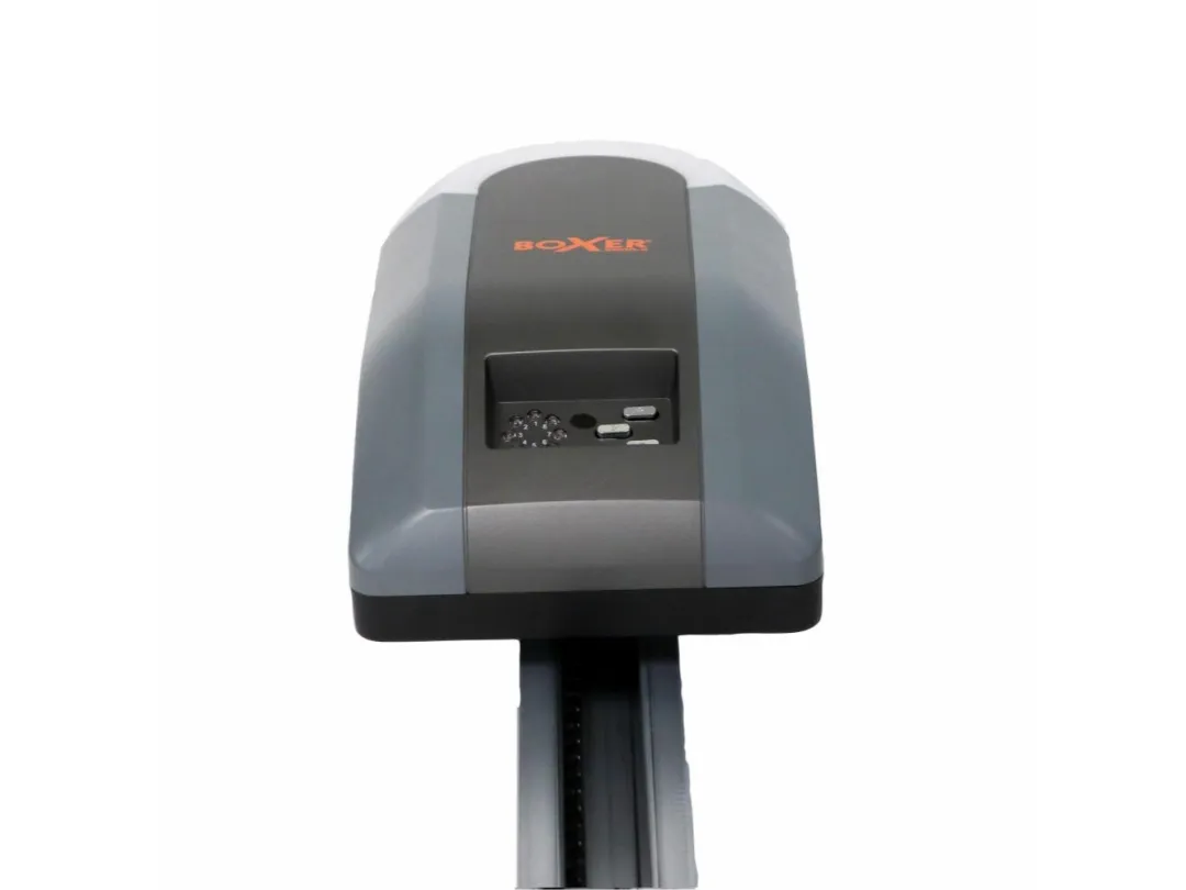 Boxer 3000® garageportåbner med 2 stk. fjernbetjeninger og trådløs fjernbetening til væg montage 1000N