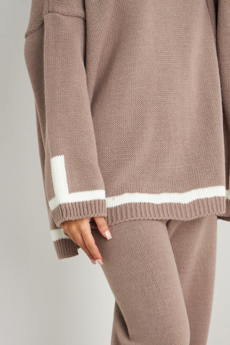 Ensemble 2 pièces pull + pantalon beige foncé et blanc