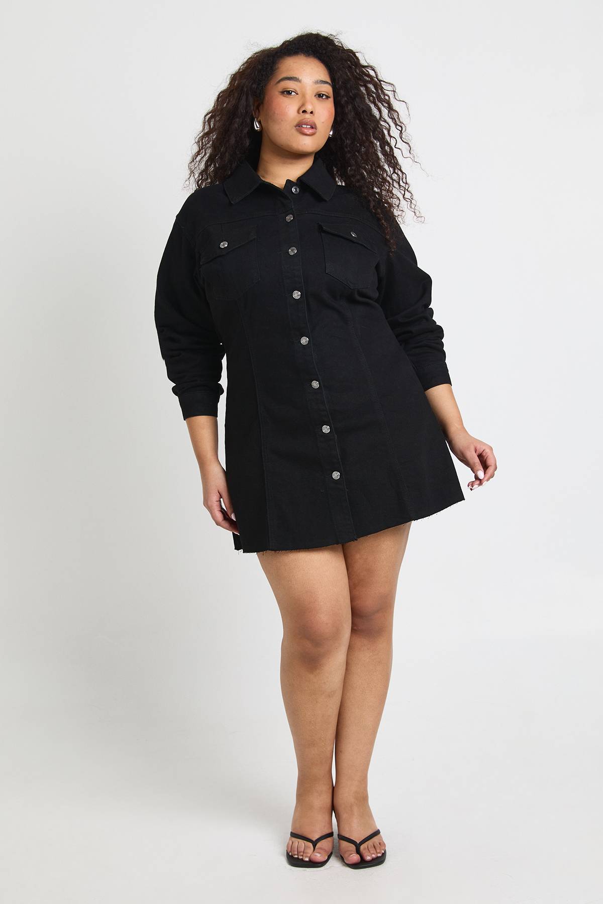 boohoo Robe Chemise en Denim Grande Taille
