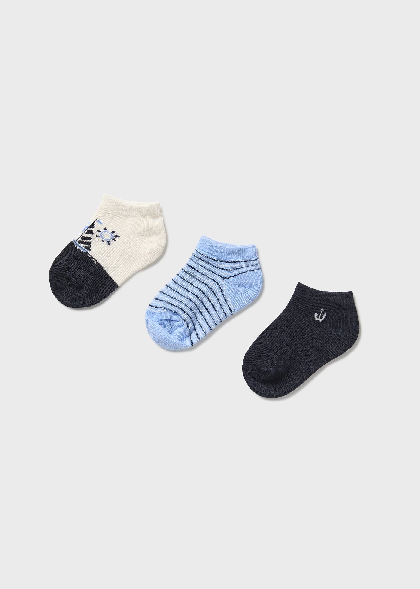 Pacote com 3 meias de bebê estampadas