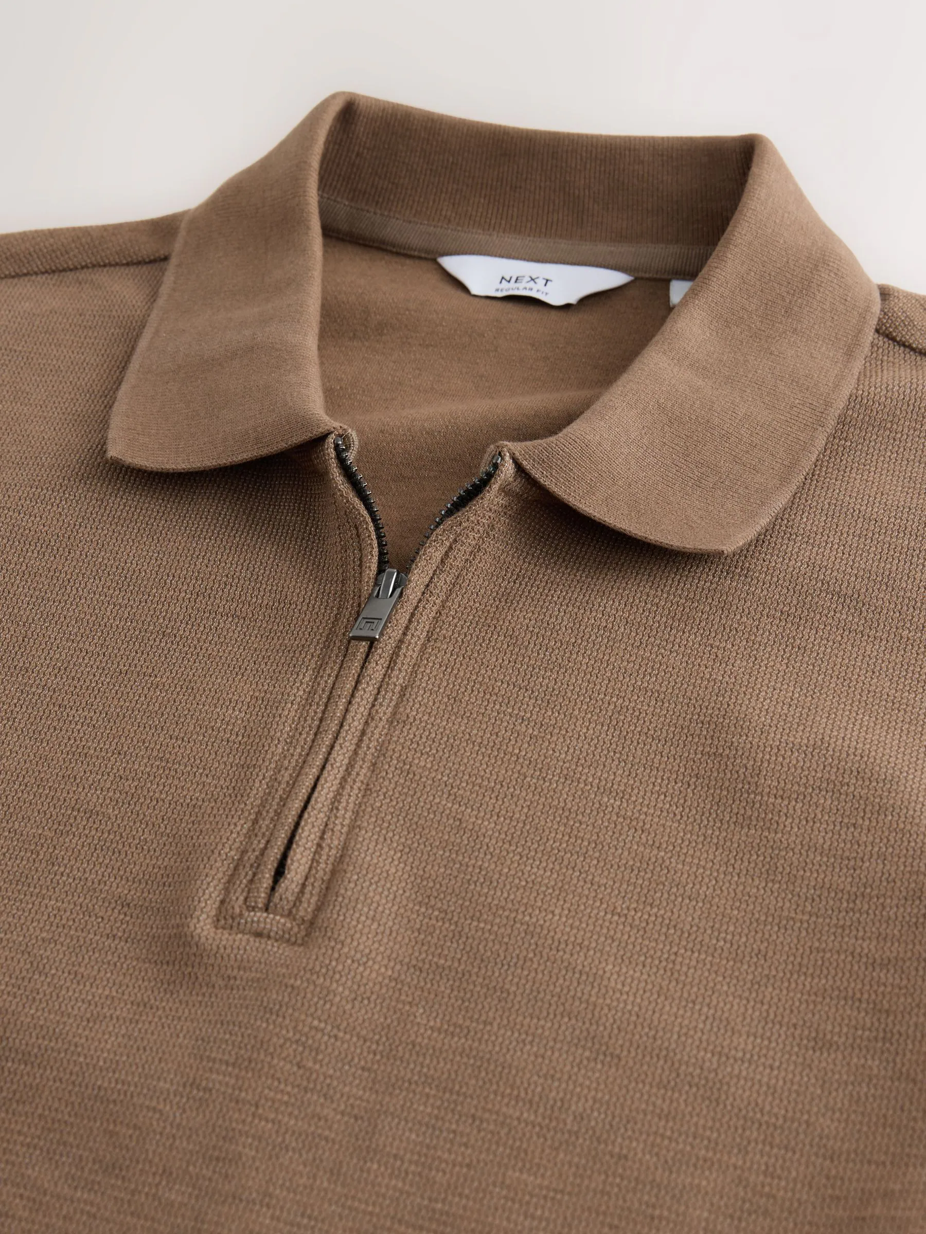 Naturel bruin - Smart poloshirt met textuur en rits