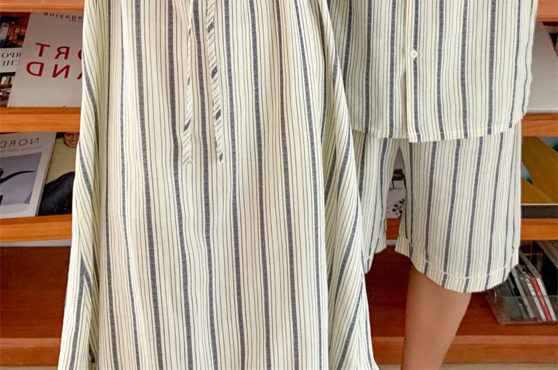 Tanee - Koppel bijpassende gestreepte pyjamatop met korte mouwen / shorts / jurk / set