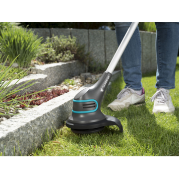 Gardena 14,4V trimmer SmallCut Li-23R 22cm incl. 2,0Ah accu + lader