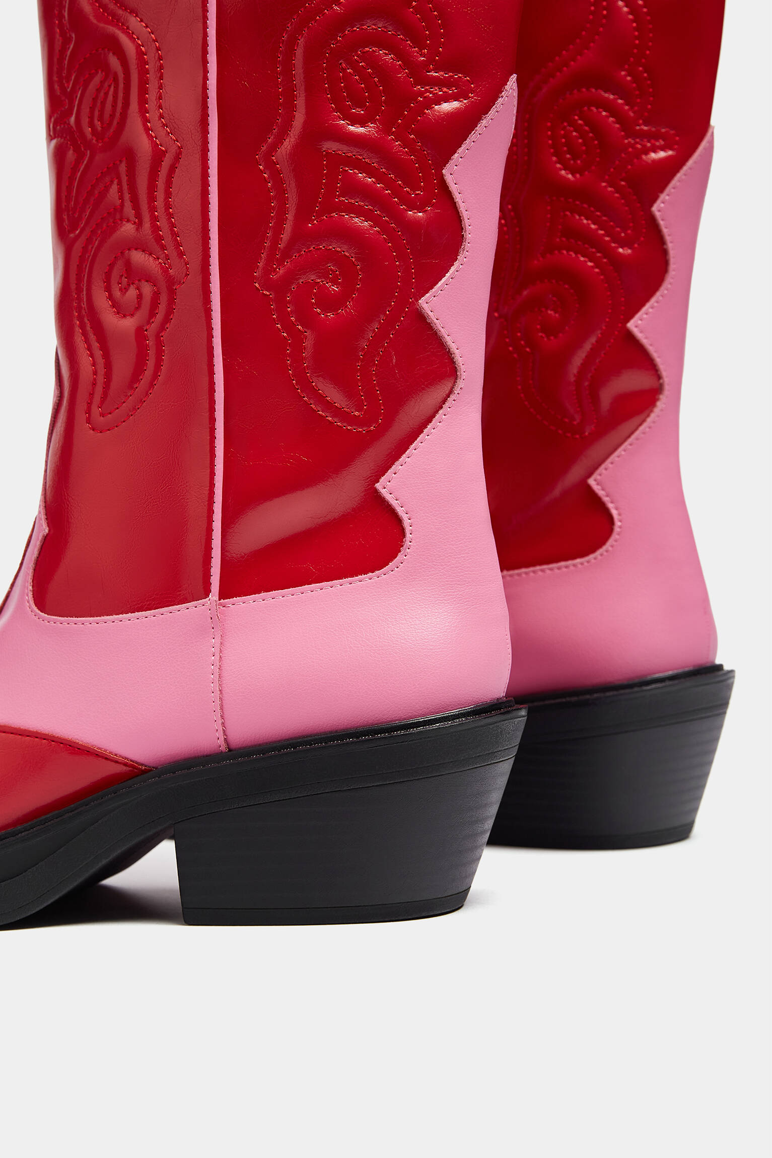 BOTA DE COWBOY FANTASIA - COMBINAÇÃO