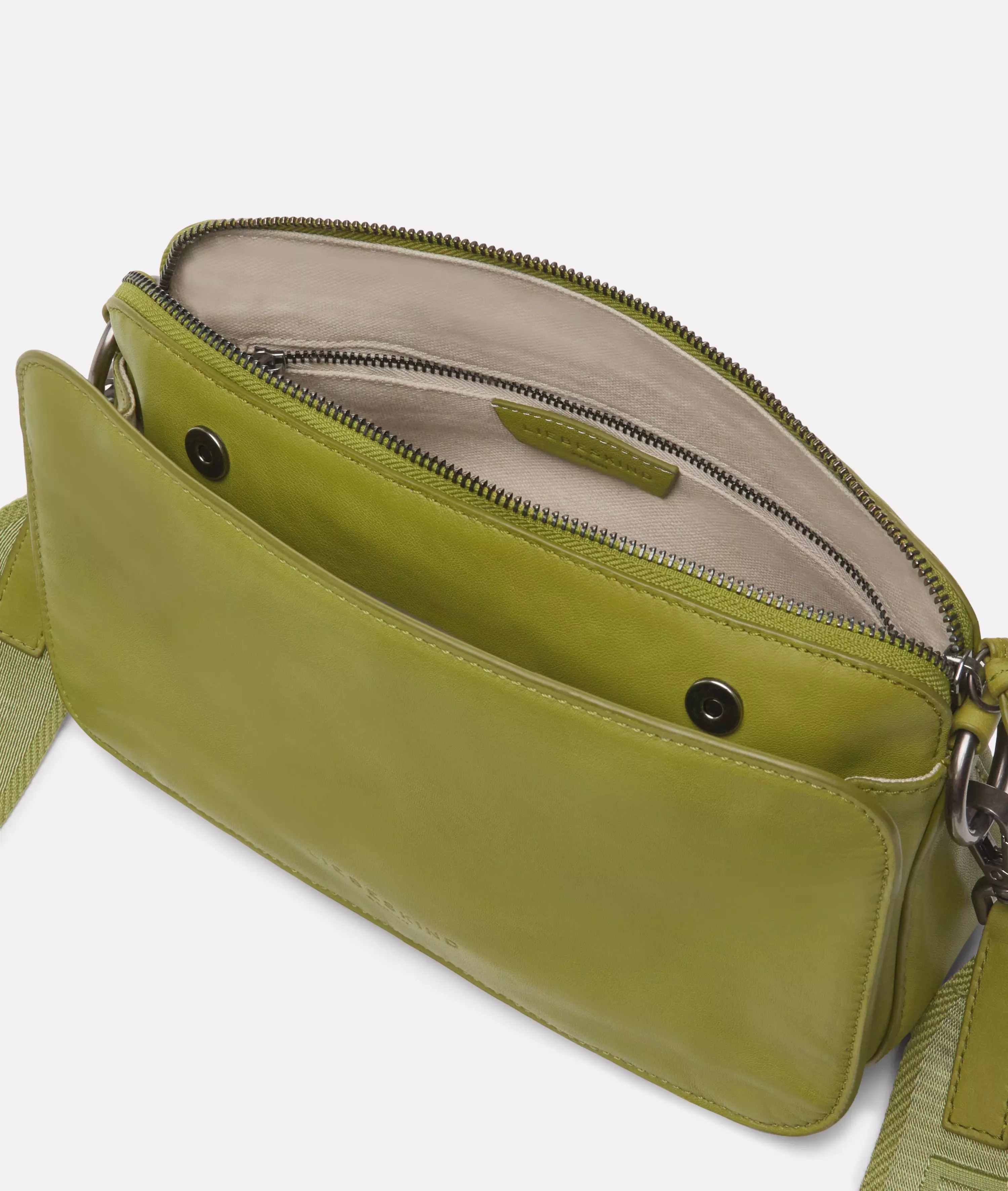 Clarice Crossbody M Spacious crossbody bag made from sheepskin