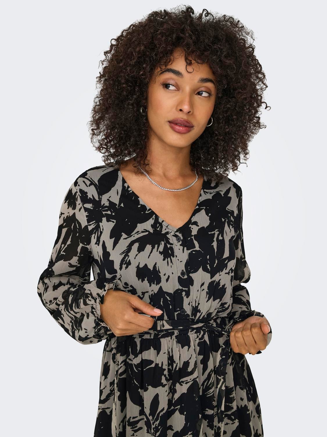 JDYISABELLA Kurzes Kleid Black