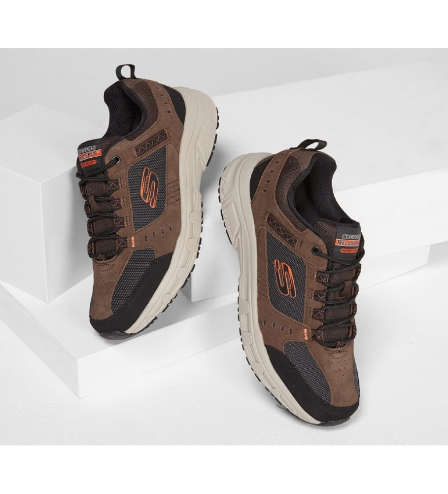 Tênis Skechers Oak Canyon em camurça marrom