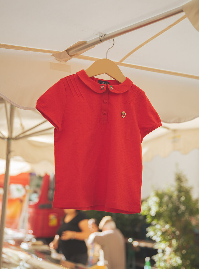 T-shirt rouge à col Claudine