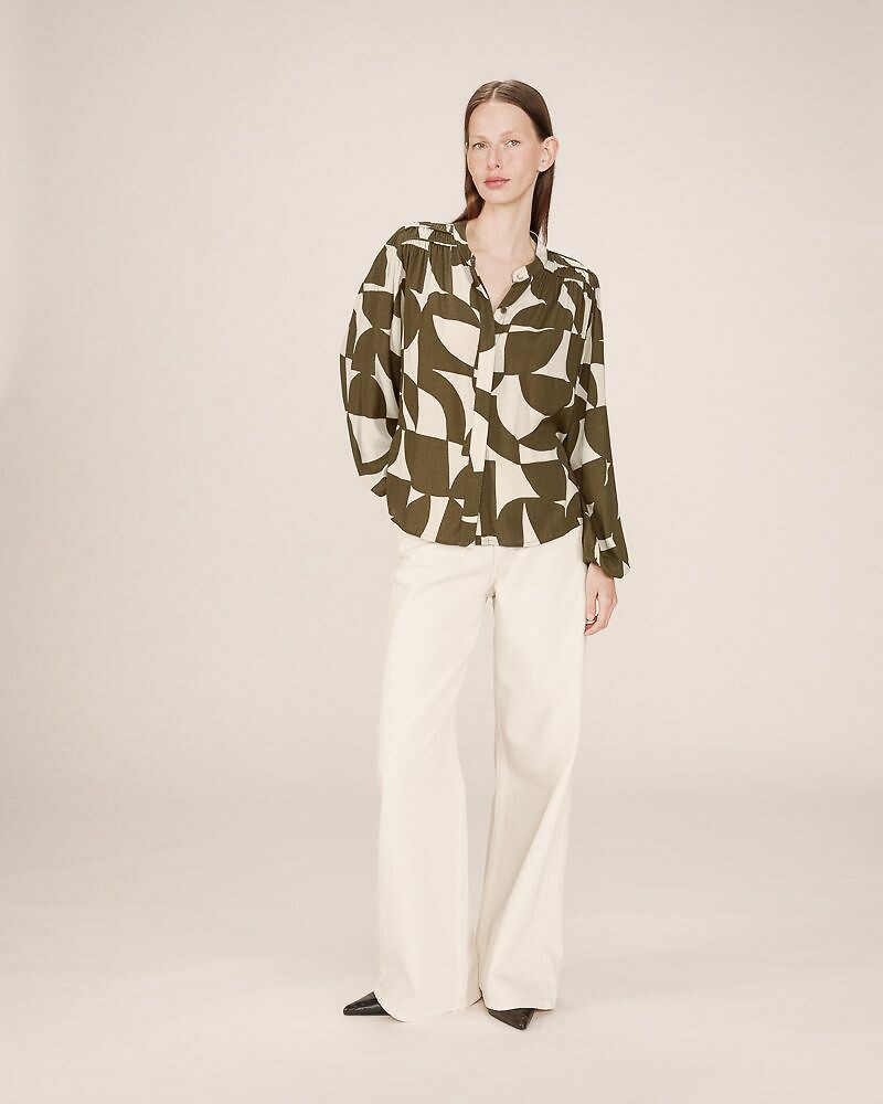 GRACE & MILA<br>Blusa estampada SORPRESA