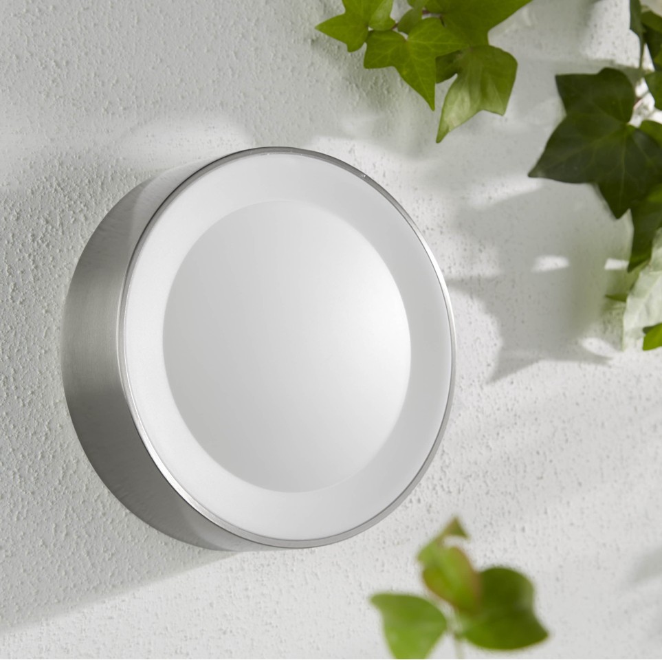 Philips Hue - Daylo Wall Light Hue Outdoor - Inox - White & Color Ambiance