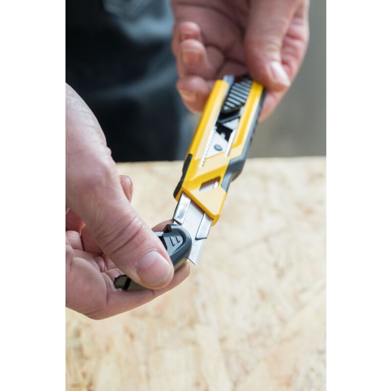 Cutter 18 mm standard