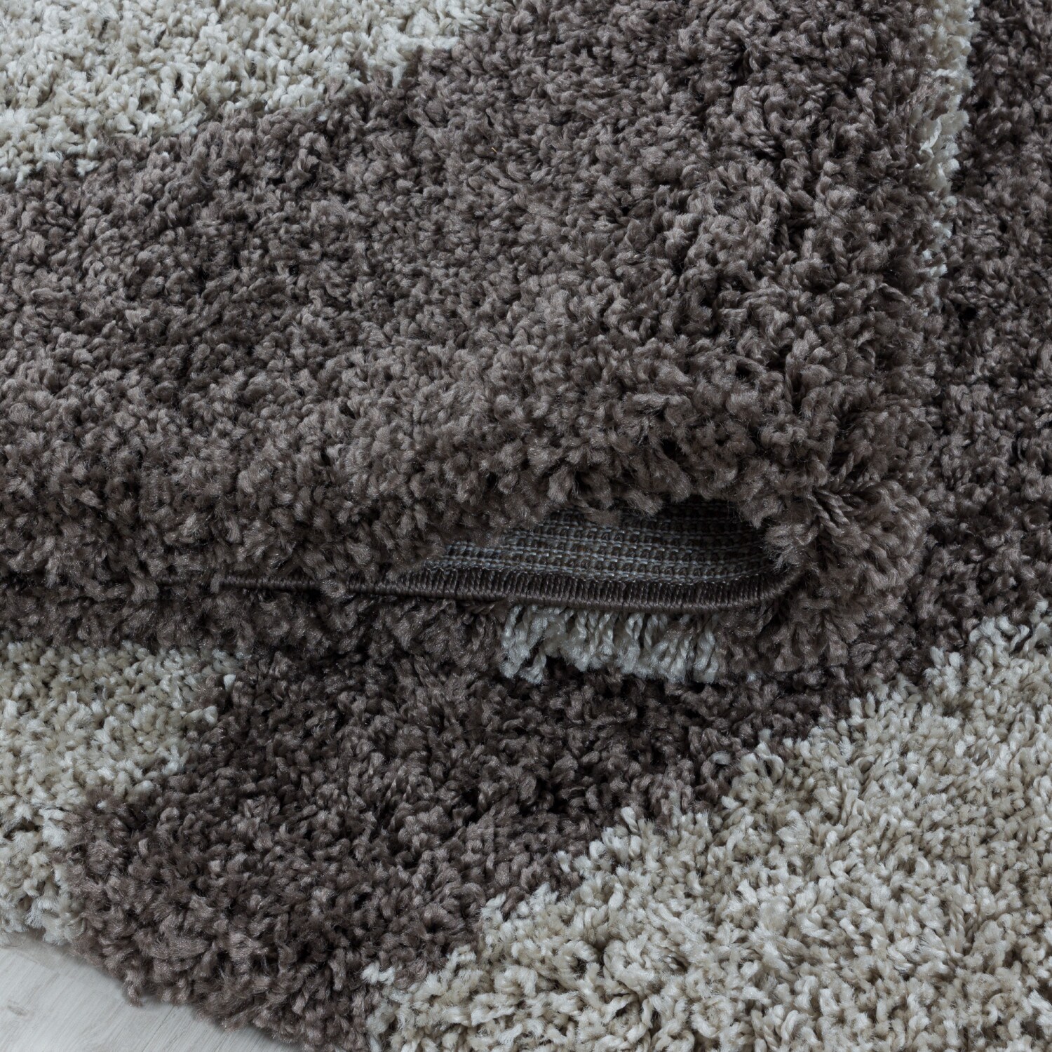 Stilvoller Hochflor Teppich, Modernes geometrisches Design, weicher Shaggy