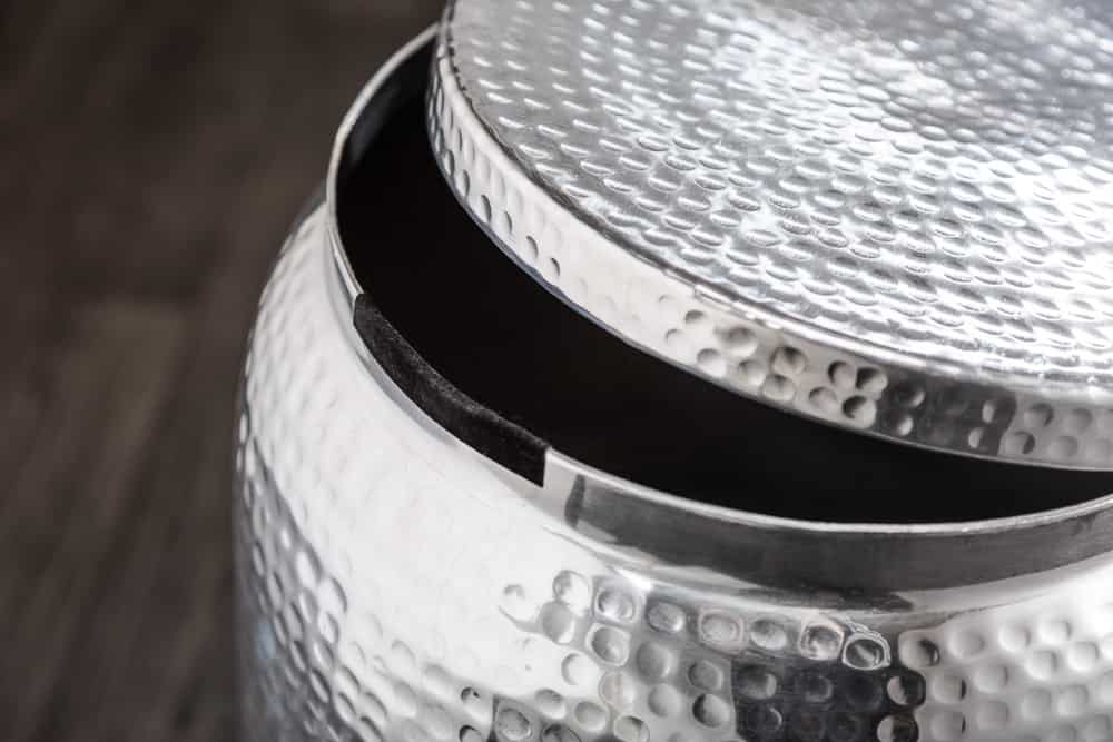 Handgefertigter Beistelltisch ORIENT STORAGE 50cm silber Hammerschlag Design mit Stauraum rund