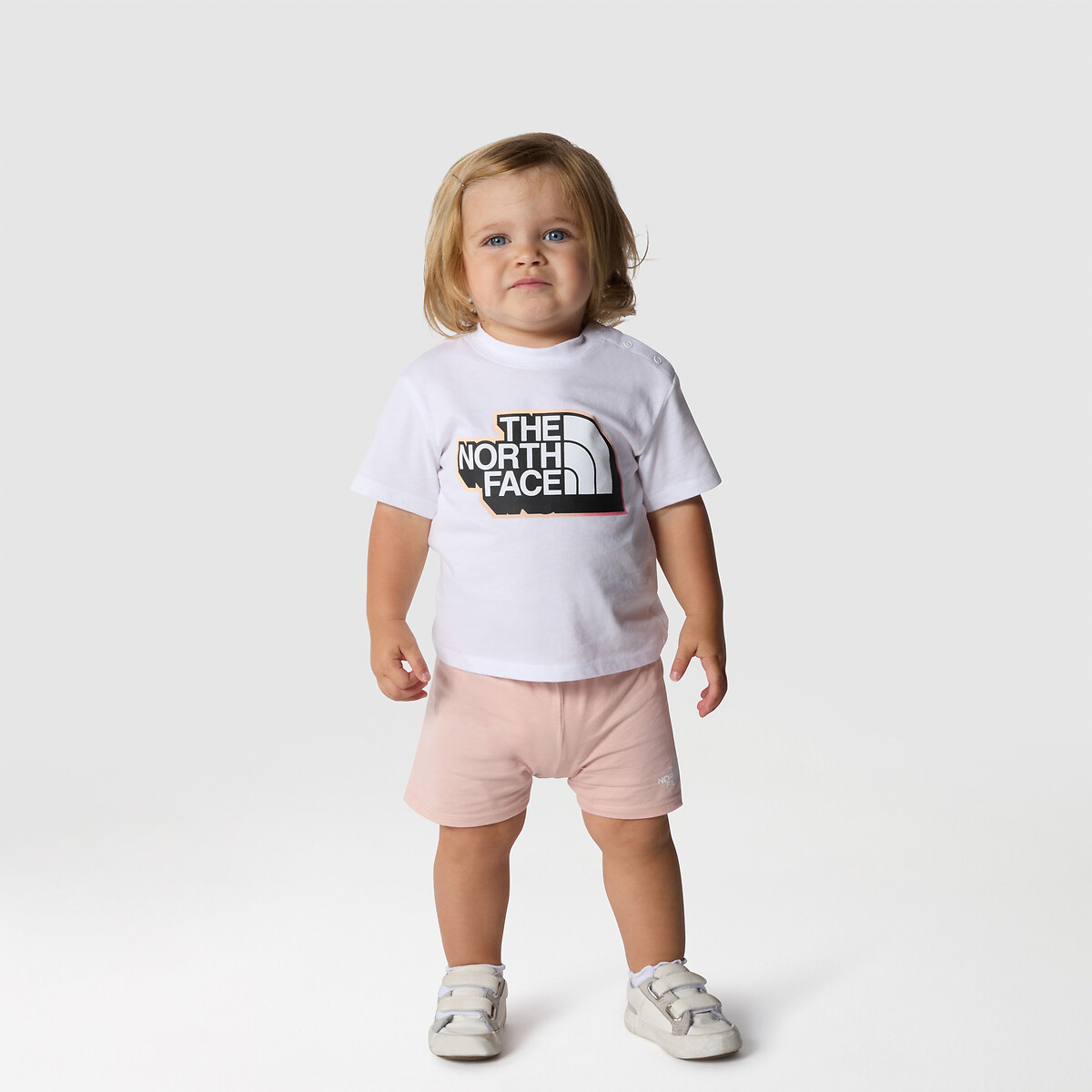 THE NORTH FACE<br>Conjunto 2 em 1, camiseta e shorts