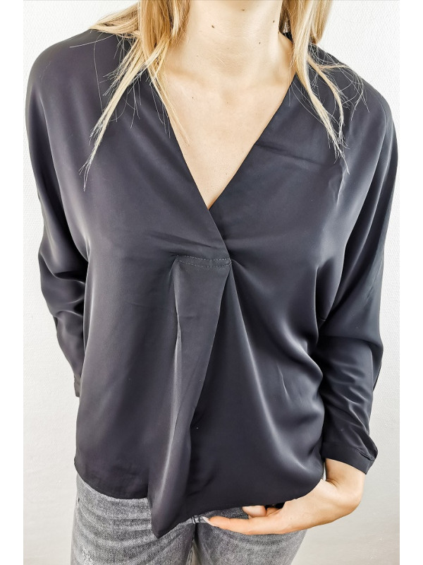 Blouse Noire Lagos