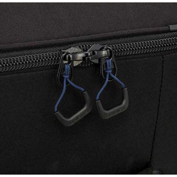 Avenger 1301B Triple C Roller Case