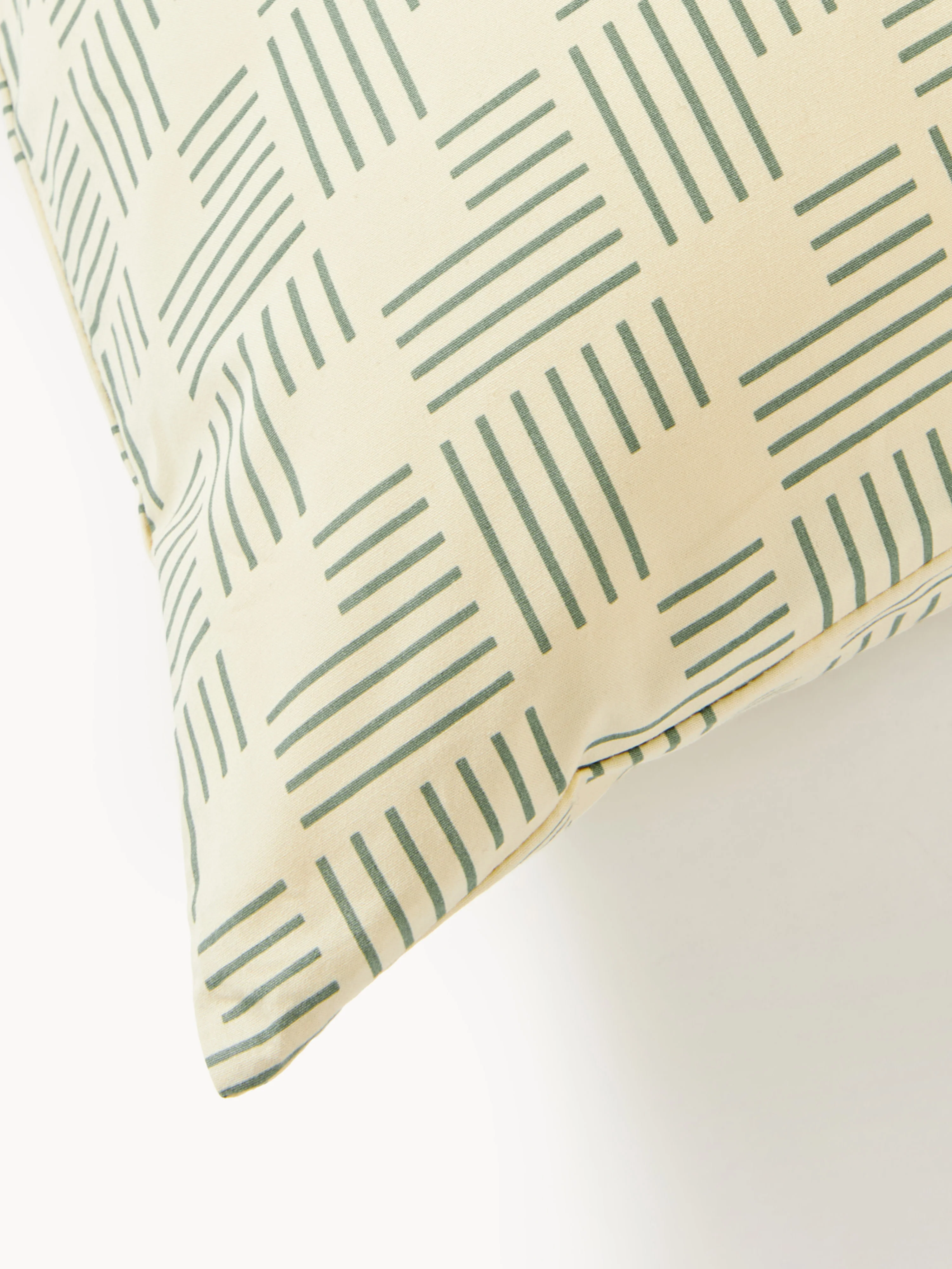Katoenen perkal kussenhoes Inki met geometrische print