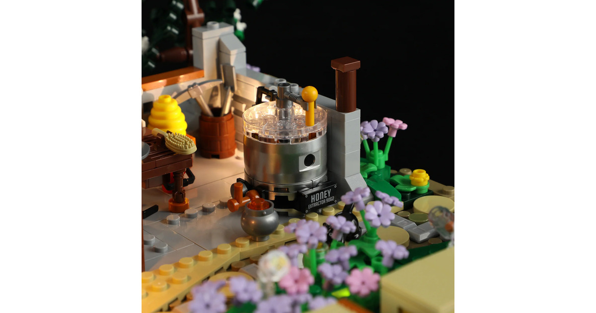 LumibricksFarm Life - Bee Farm Constructiespeelgoed  (F9062)