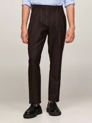 Calças formais slim fit com risca de giz larga
