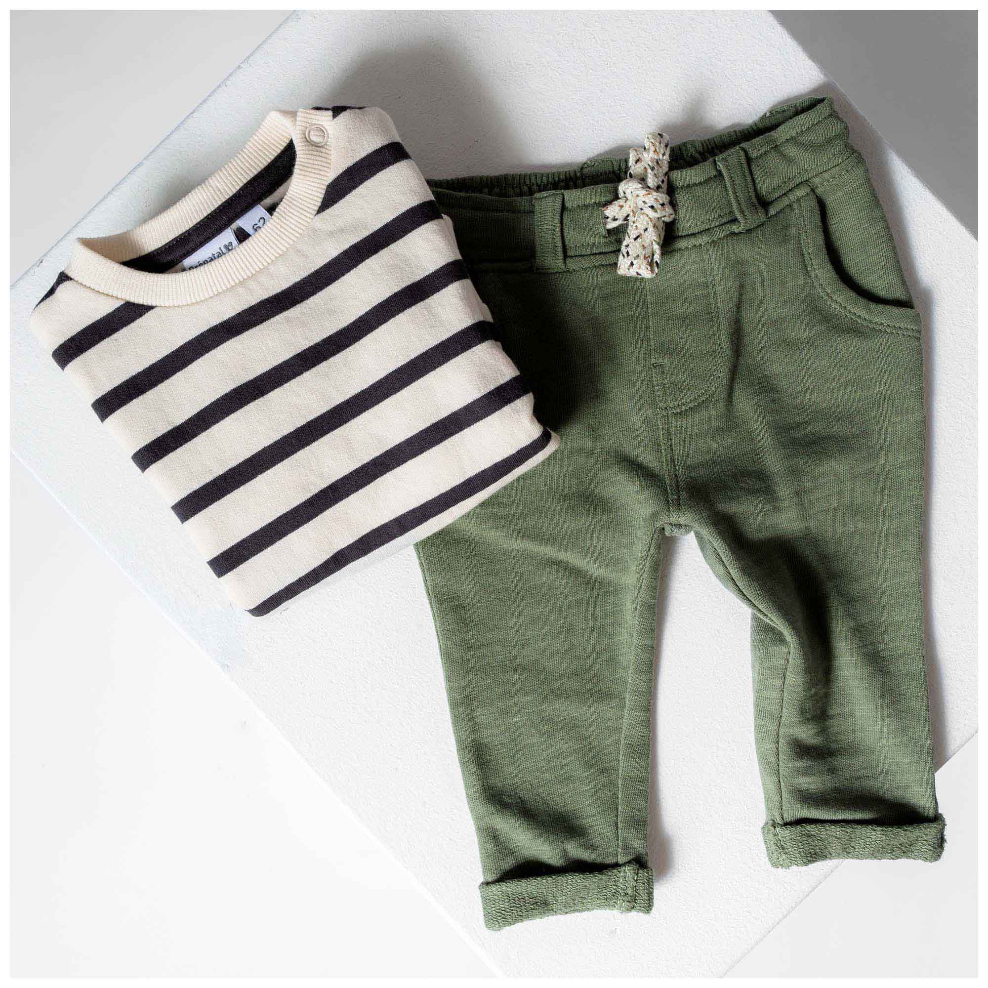 Prénatal baby broek  effen groen