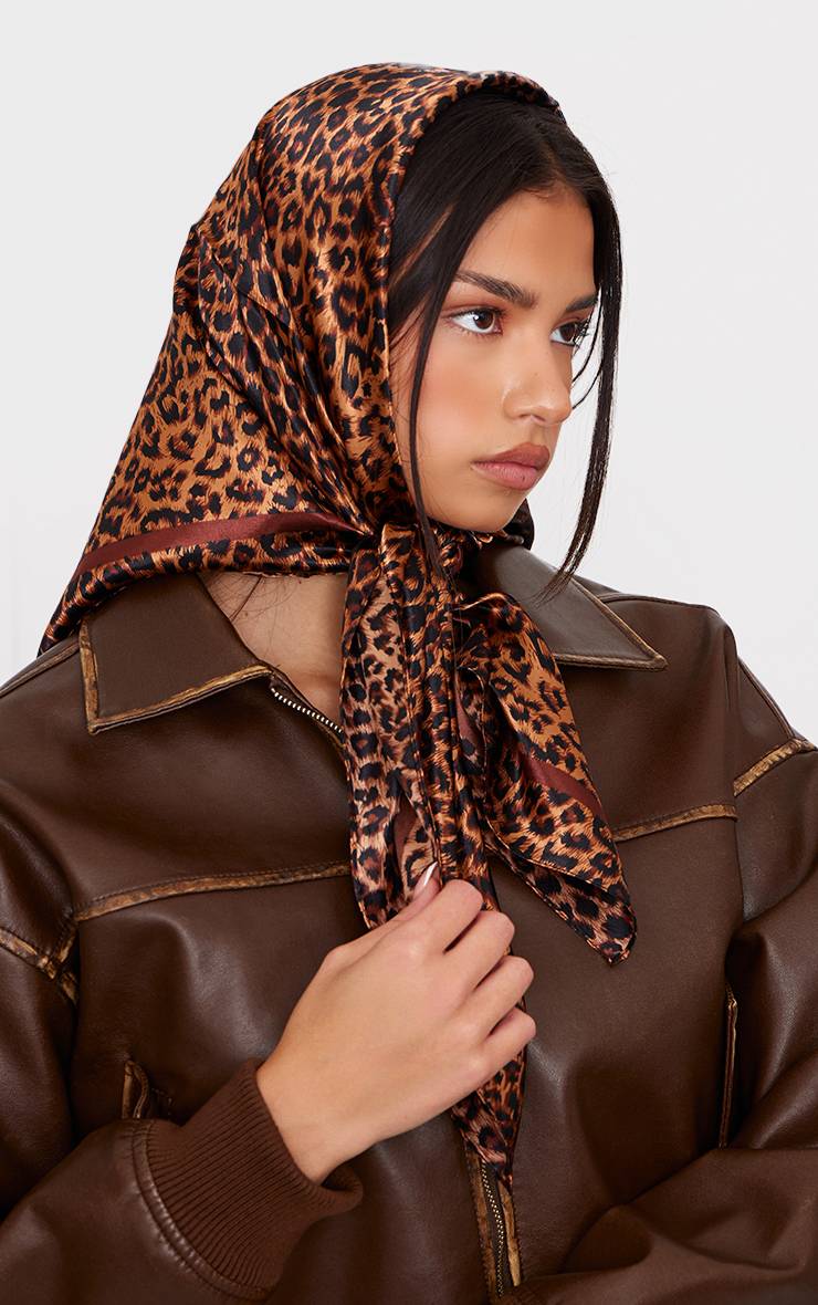 Léopard Foulard De Tête En Satin Imprimé