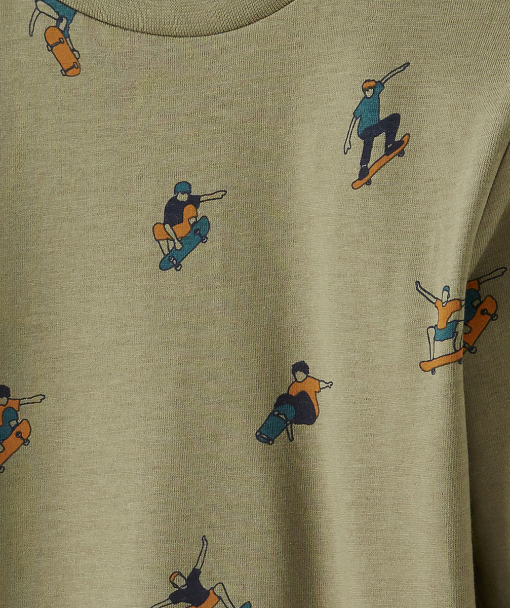 T-SHIRT GARÇON EN COTON BIO KAKI IMPRIMÉ SKATEURS