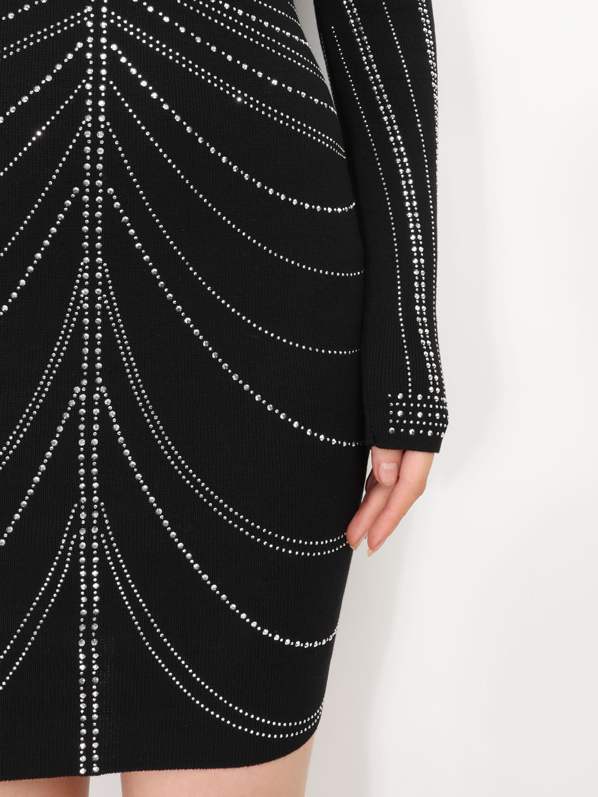 Robe moulante à motifs cloutés- Noir