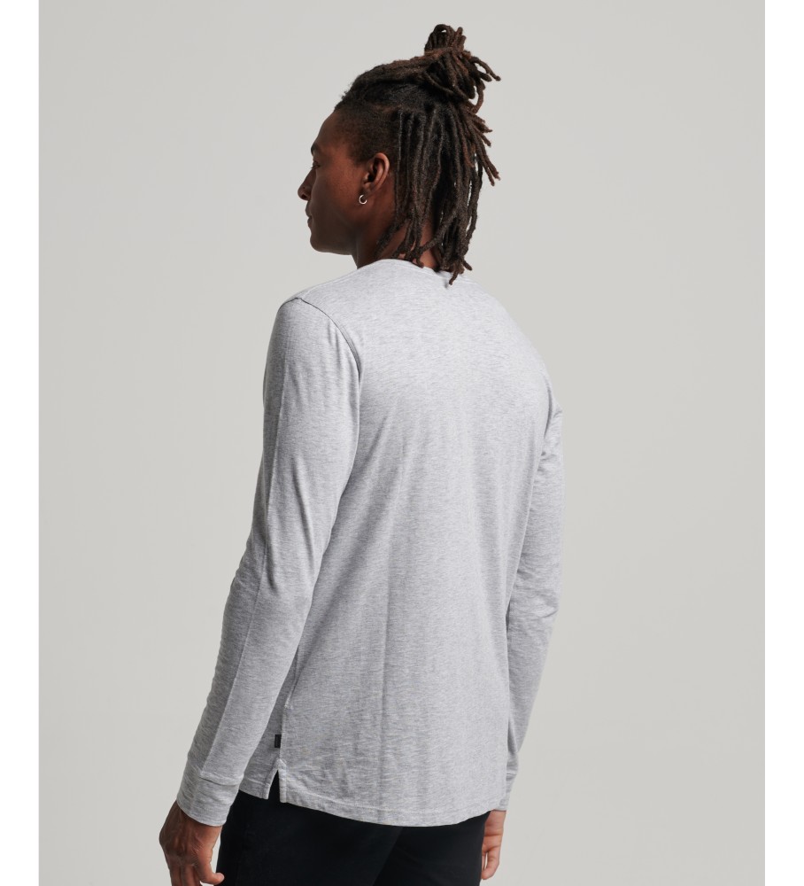 Camiseta Superdry de algodão orgânico com textura irregular, cor cinza.