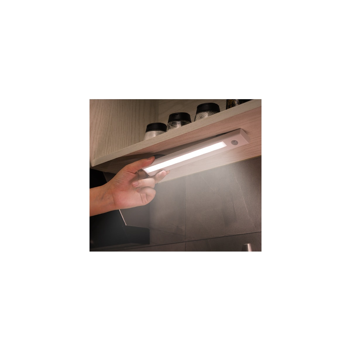 INF LED-lyslist med bevegelsessensor Hvit