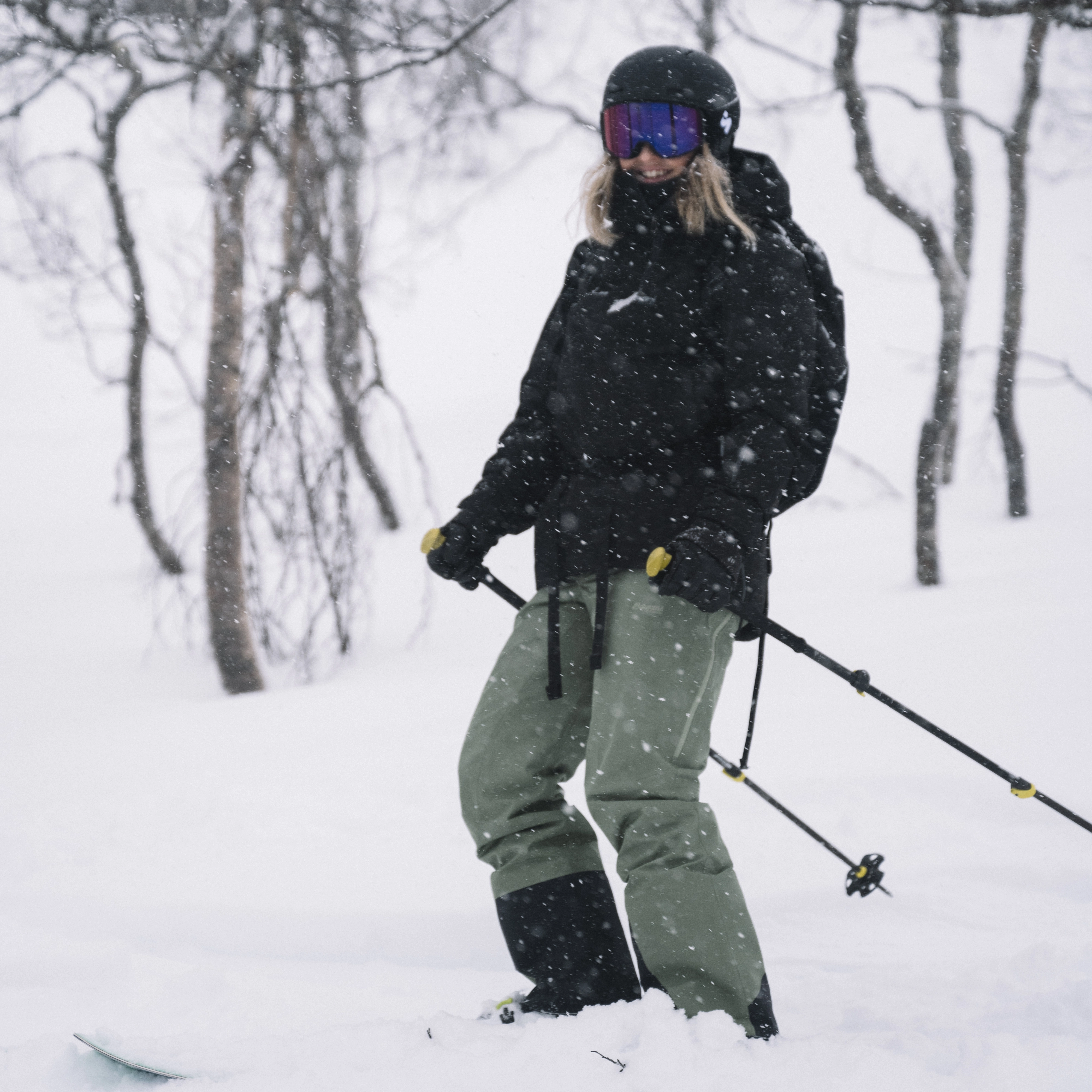 Stranda V2 Insulated W Pants Cool Green