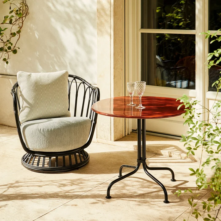 Gubi - Grace Outdoor Lounge Chair, schwarz / beige (Lorkey 41) / braun (Lorkey 43)