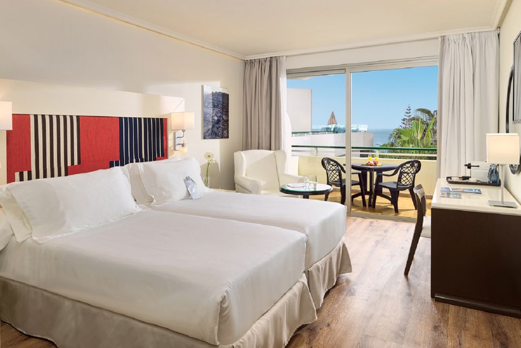 H10 Las Palmeras Logies en ontbijt - Hotel