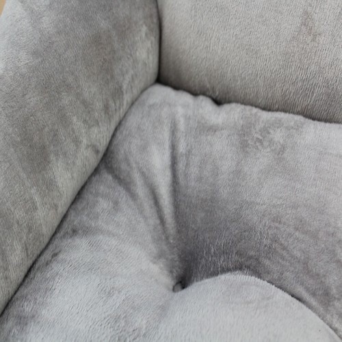 Cama para cachorro estofada e revestida em lã coral, cinza