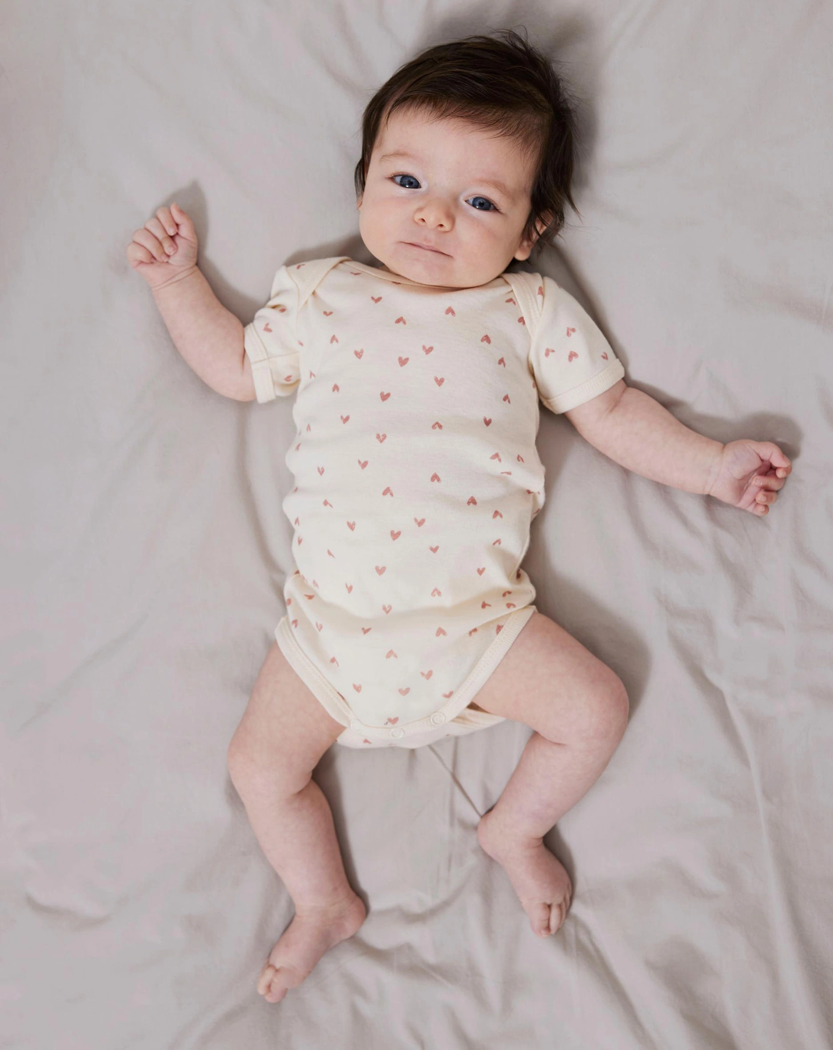 Kurzarm-Body NBFBODY HEARTS 2er Pack in beige/rosa