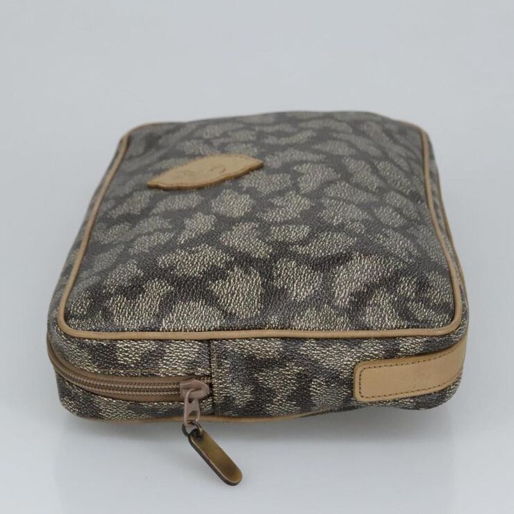 Yves Saint Laurent Vintage Yves Saint Laurent Pouch Beige