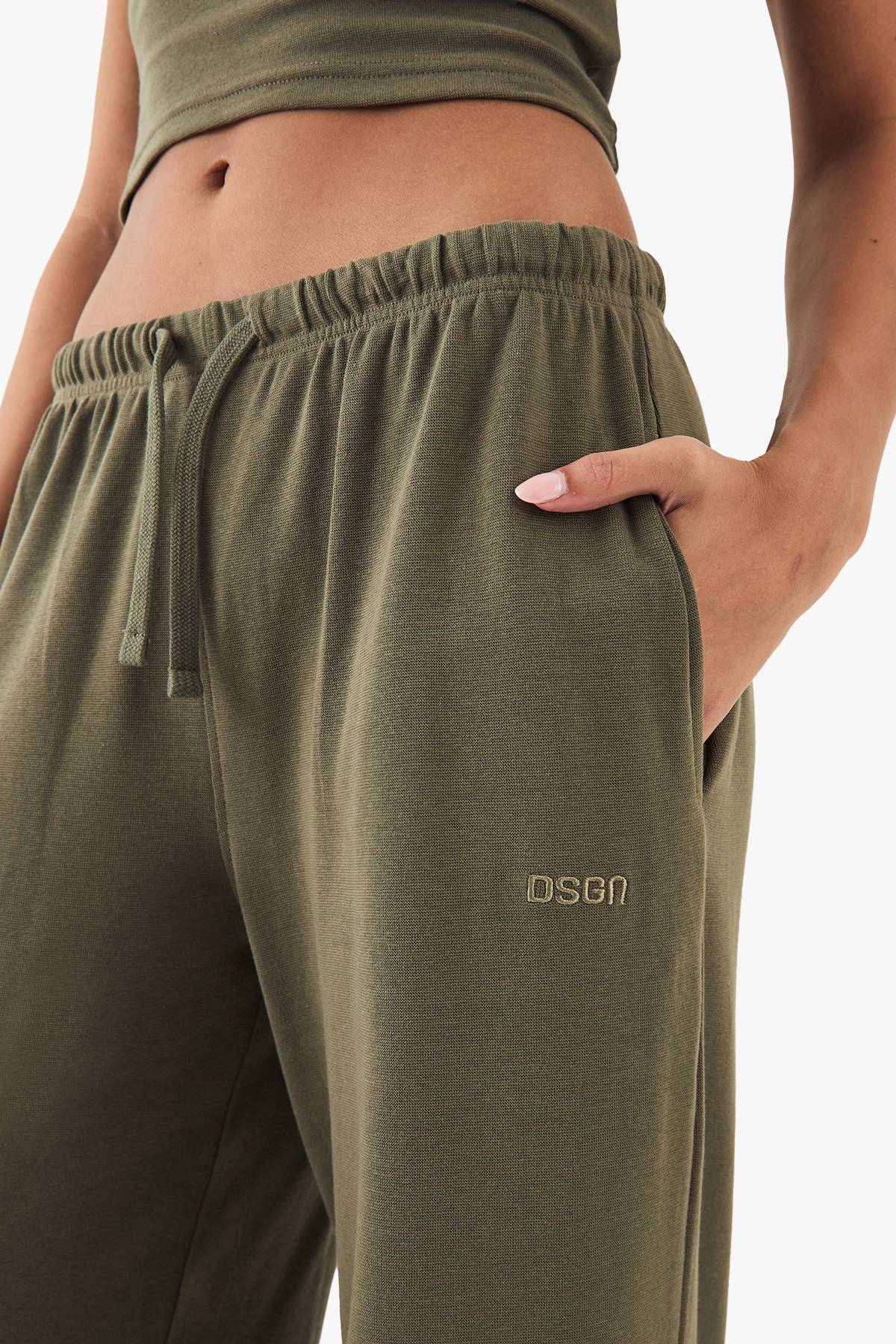 Pantalon Large Côtelé Brodé DSGN Studio