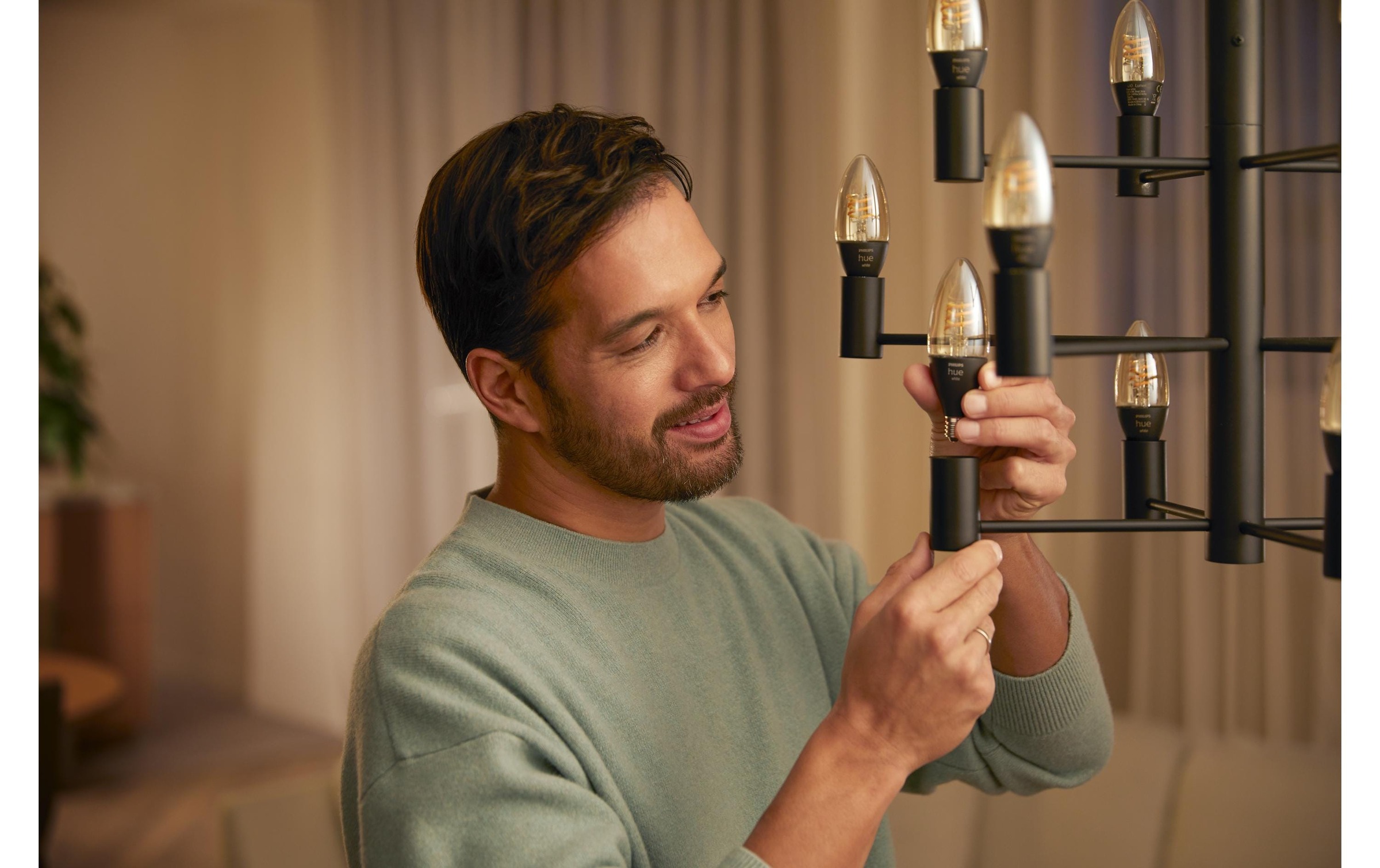 Philips Hue Spezialleuchtmittel »White Ambilight« E14 2 Stk.