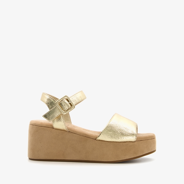 Blue Box dames sandalen met sleehak goud