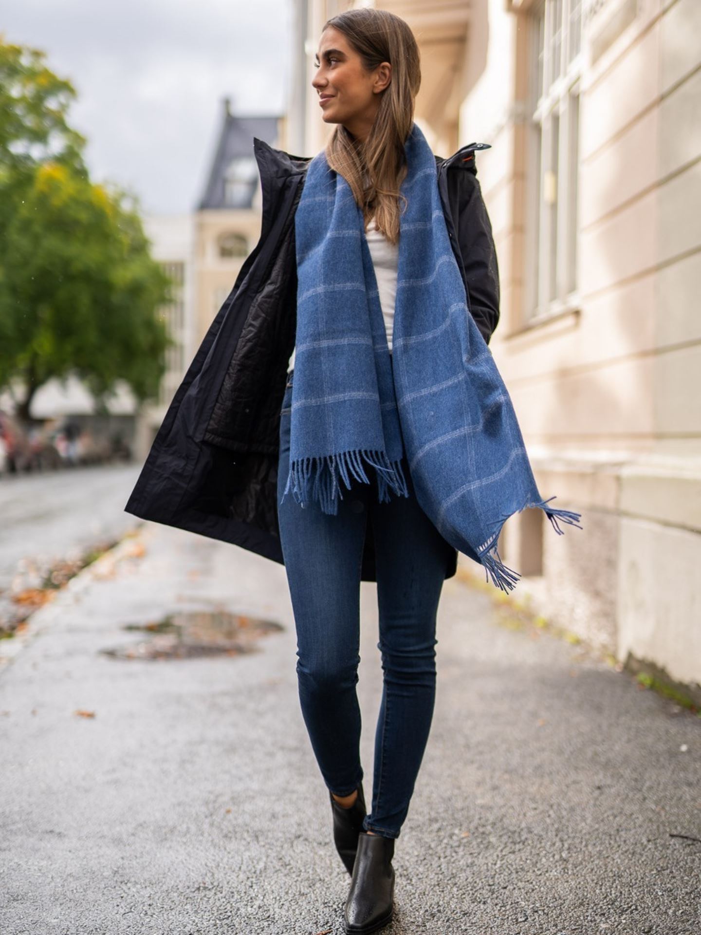 Bea Wool Scarf